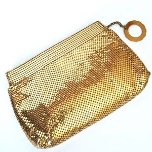 🎀SOLD🎀 WHITING & DAVIS Gold Mesh Clutch Handbag